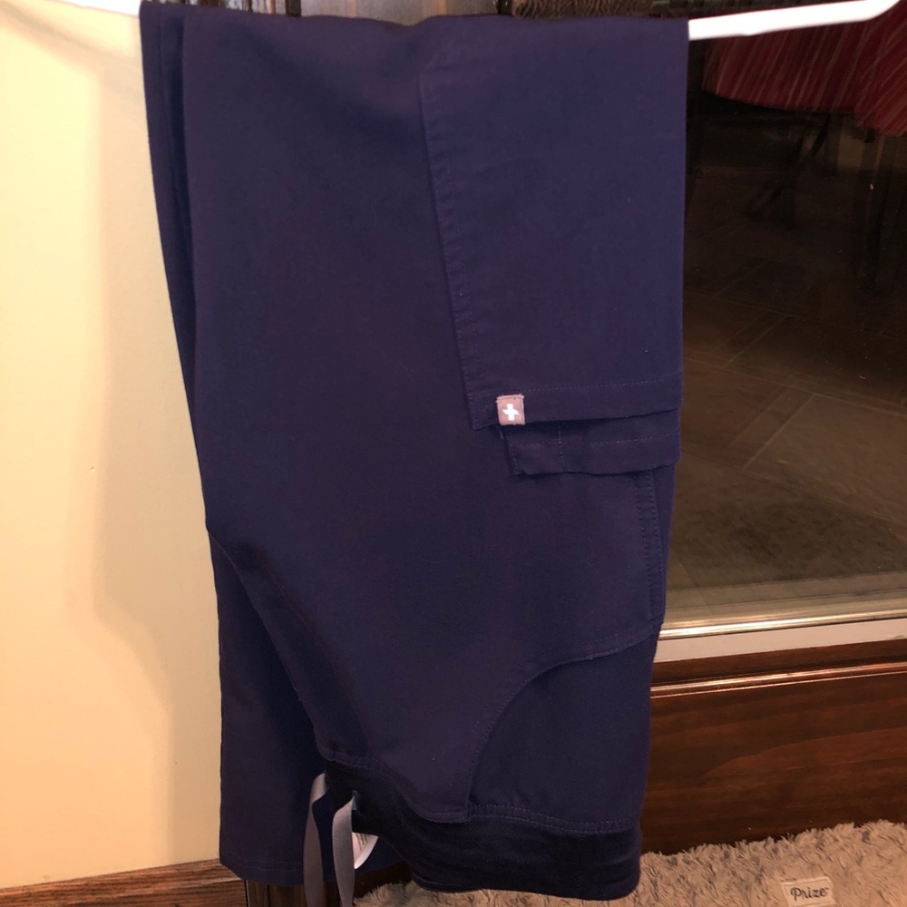 Navy blue FIGS scrub bottoms! “Kade” style.